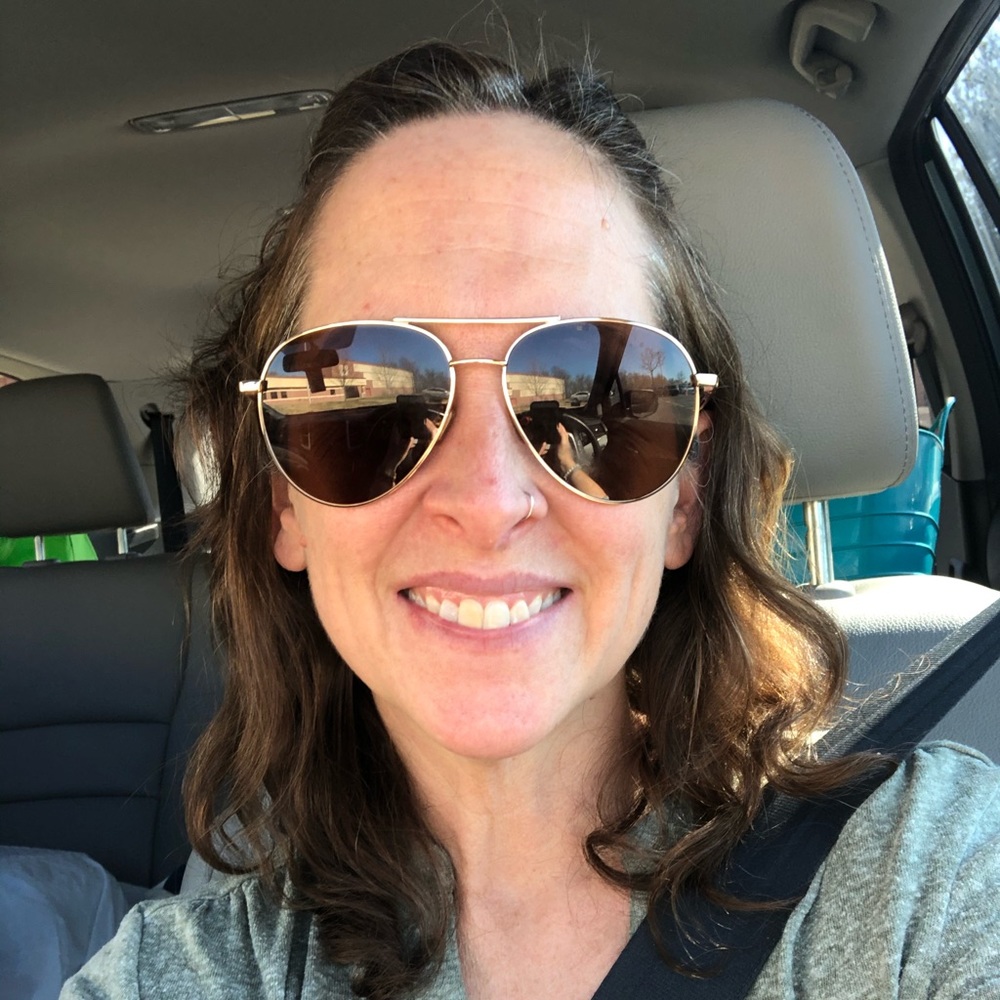 Meet your Posher, Sarah